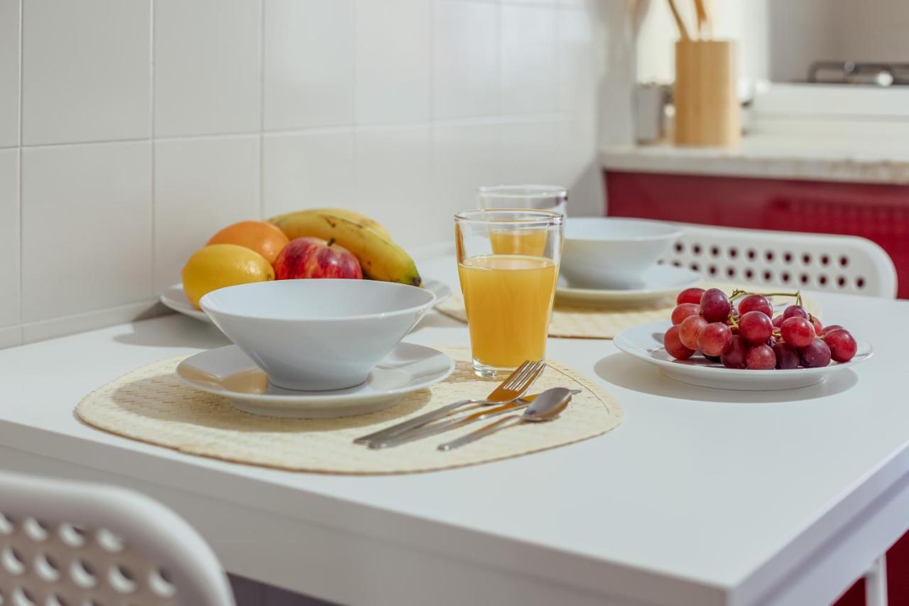 Elegant 3 Bedroom Apt - City Centre - Garage - Metro ลิสบอน ภายนอก รูปภาพ